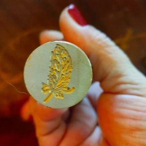 Wax stamp Feather